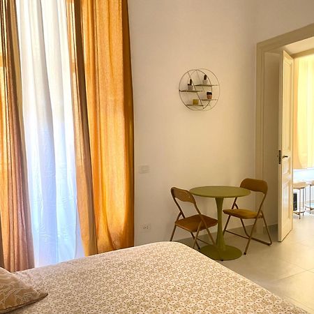 Bed & Breakfast Rch Roman Central House Екстер'єр фото
